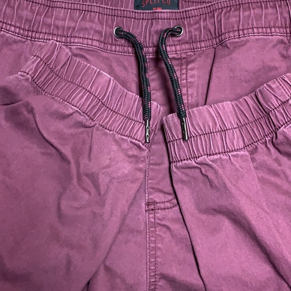 Men’s burgundy elastic waist paints xl  from split - Picture 16 of 17